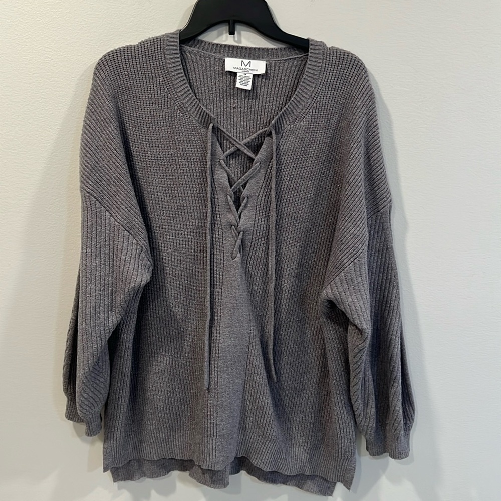 Magaschoni Grey Sweater Size 1X EUC